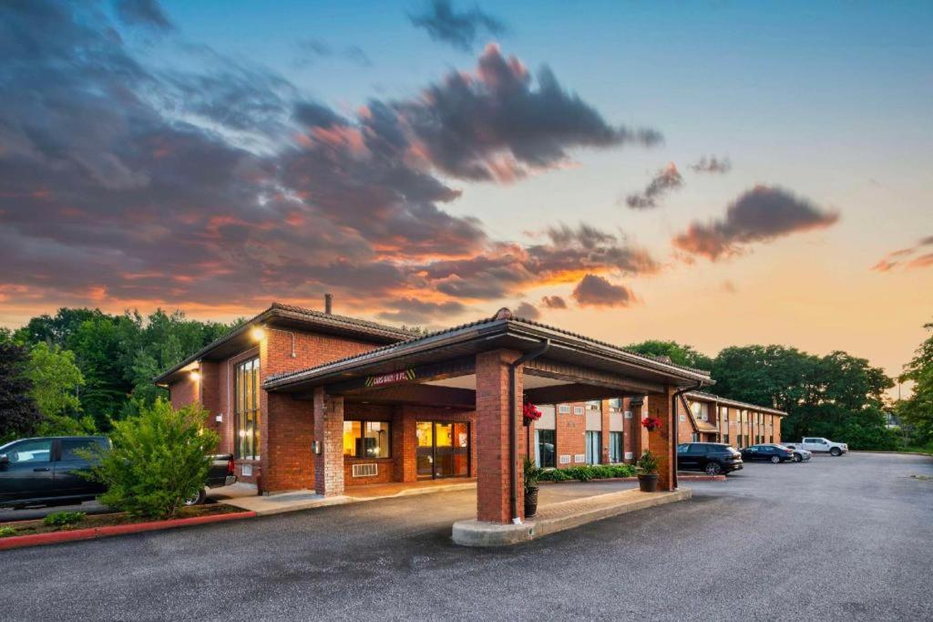 Comfort Inn Midland Eksteriør bilde